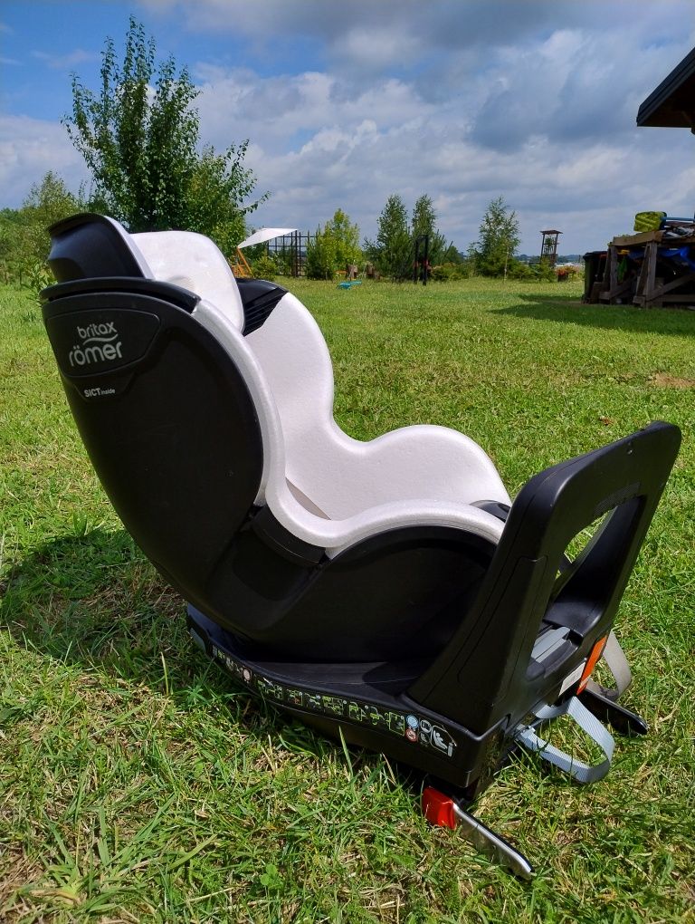 Fotelik obrotowy 9-18kg Britax Dualfix M i-size