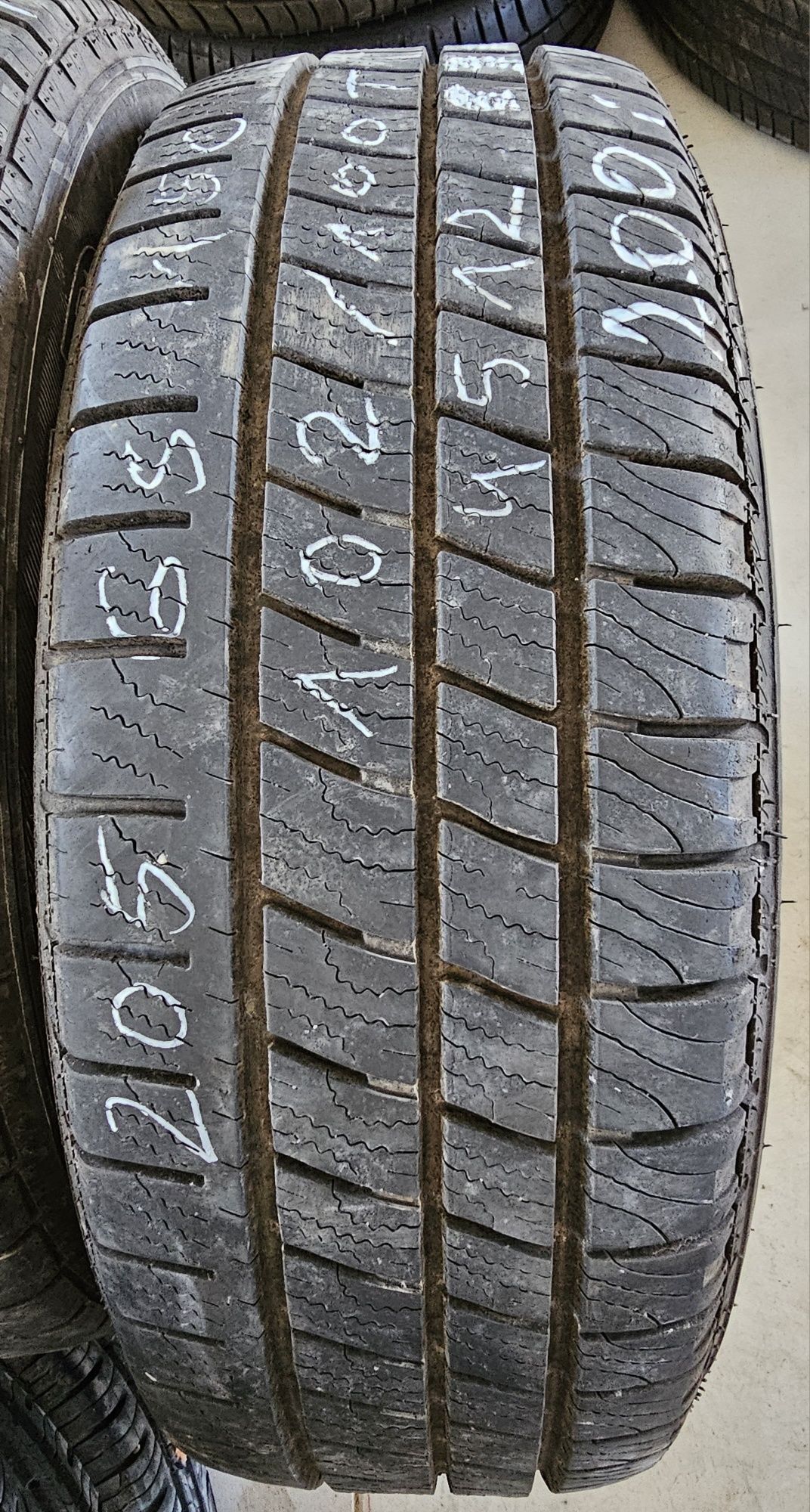 205/65R15C Goodyear Cargo Vector 1 sztuka WIelosezonowe