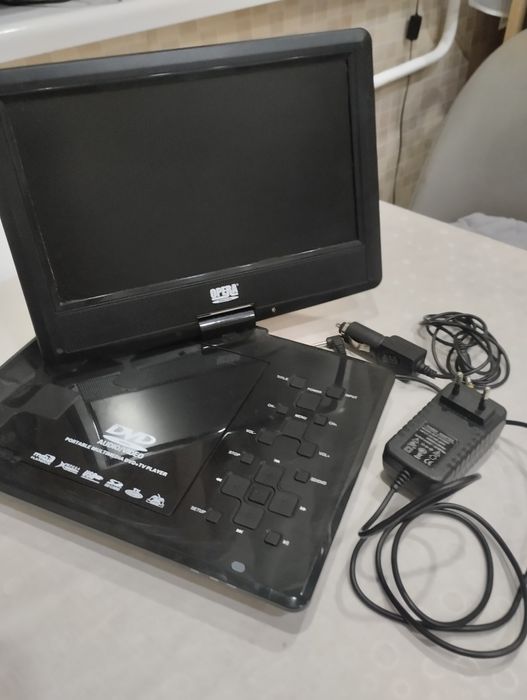 Портативный DVD плеер Opera.