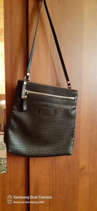 продам шкіряну сумочку