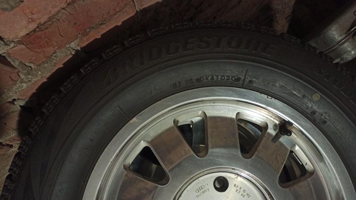Продам резину 205/65 R15