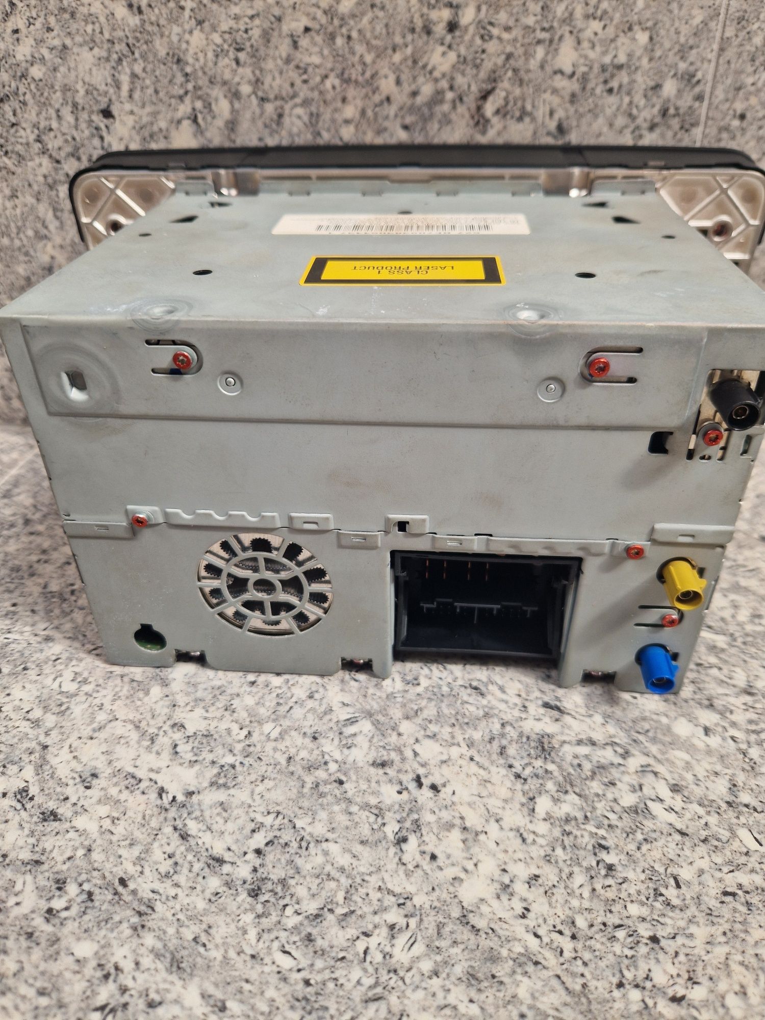 Radio do Mercedes Benz 164 ML 2007. CD Model BE 7093