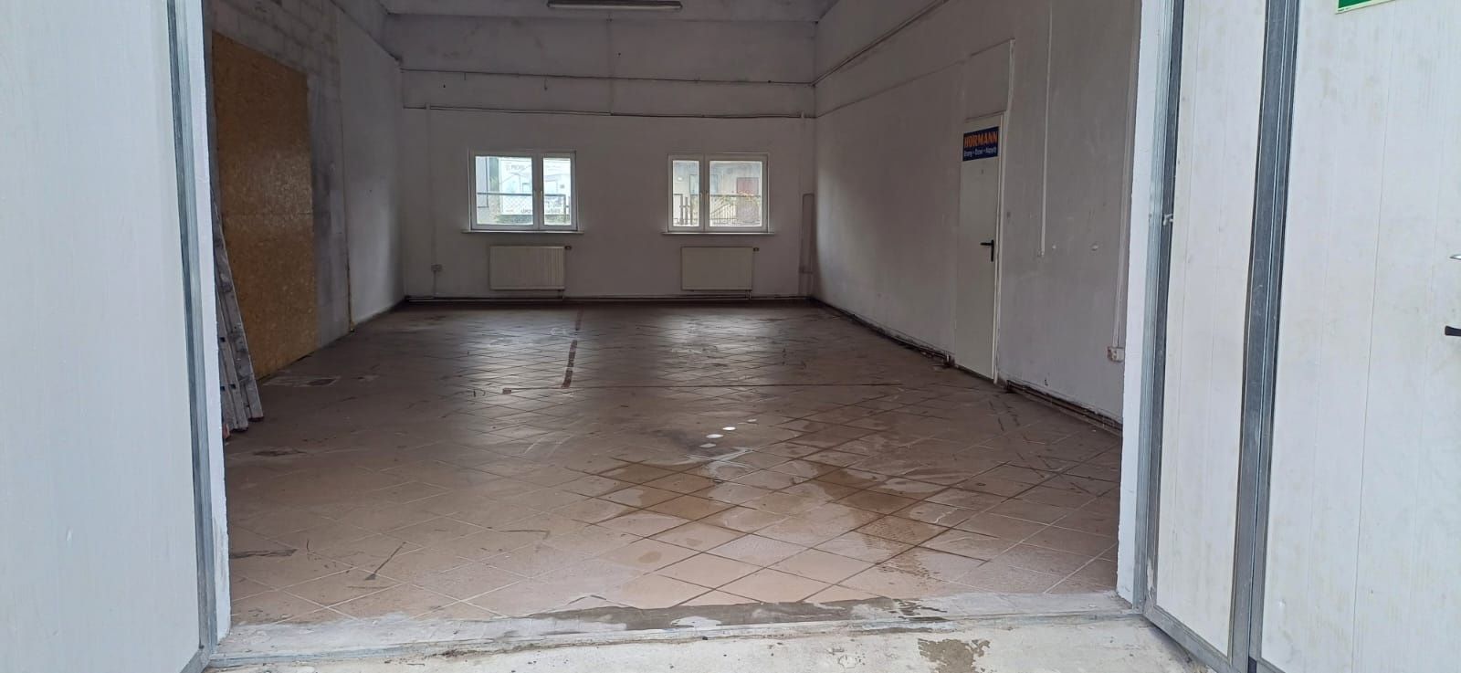 Pomieszczenia biurowe, warszta, Plactowe, magazynowe, garaże,