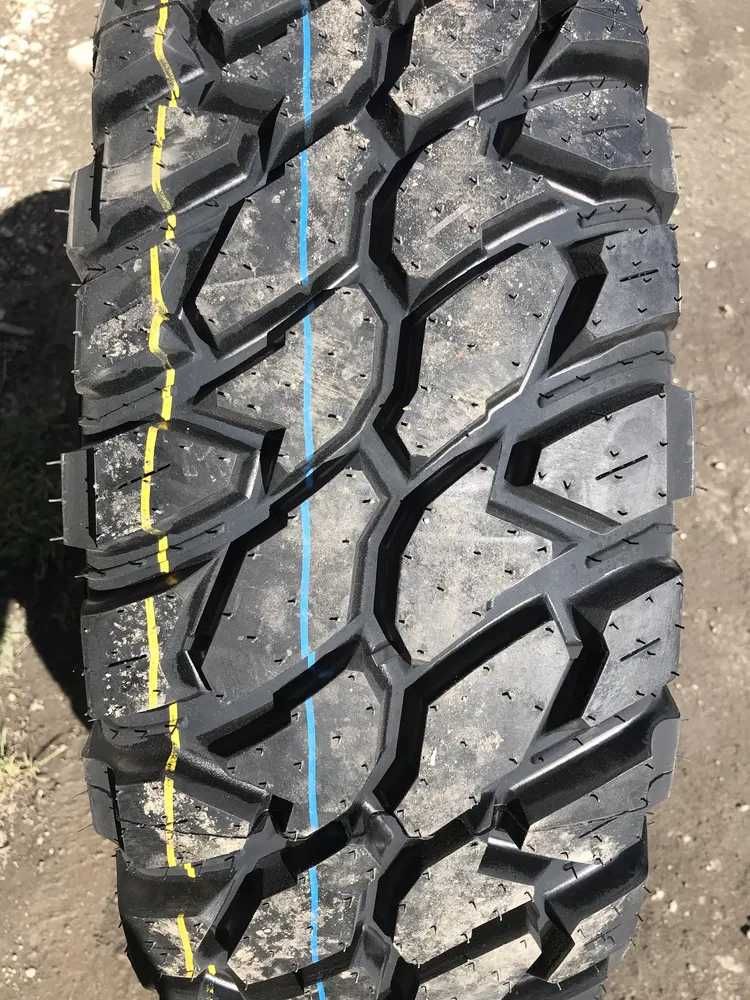 265/75 R16 Sunfull Mont-ProMT781 Всесезонні позашляхові шини 265/75/16