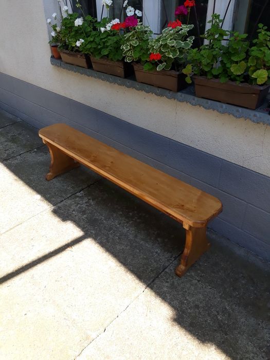 Продам стіл з табуретками