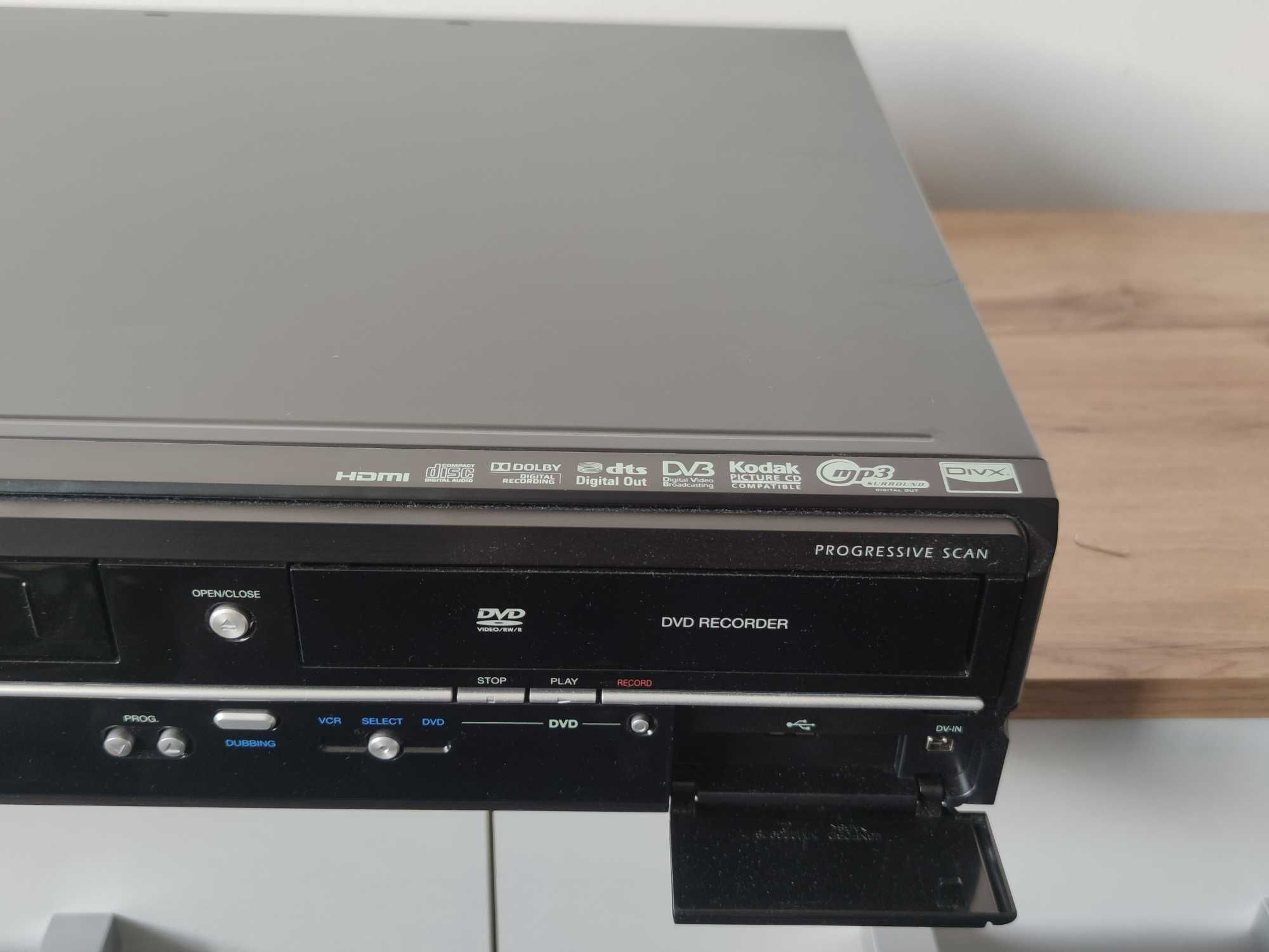FUNAI WD6D-D4413DB nagrywarka combo vhs DVD USB HDMI