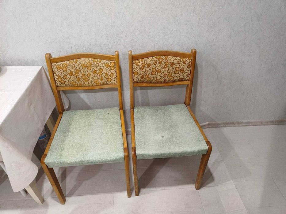 Стул стілець натуральное дерево ГДР   стіл стол  мебель СССР 4шт.