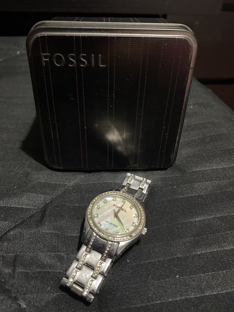 Relogio Fossil com caixa