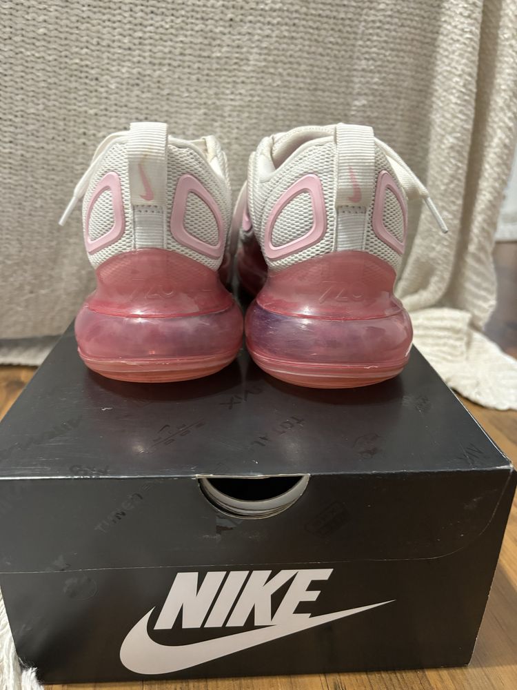 Nike air max 720 36.5 23 cm biało różowe na siłownie do biegania