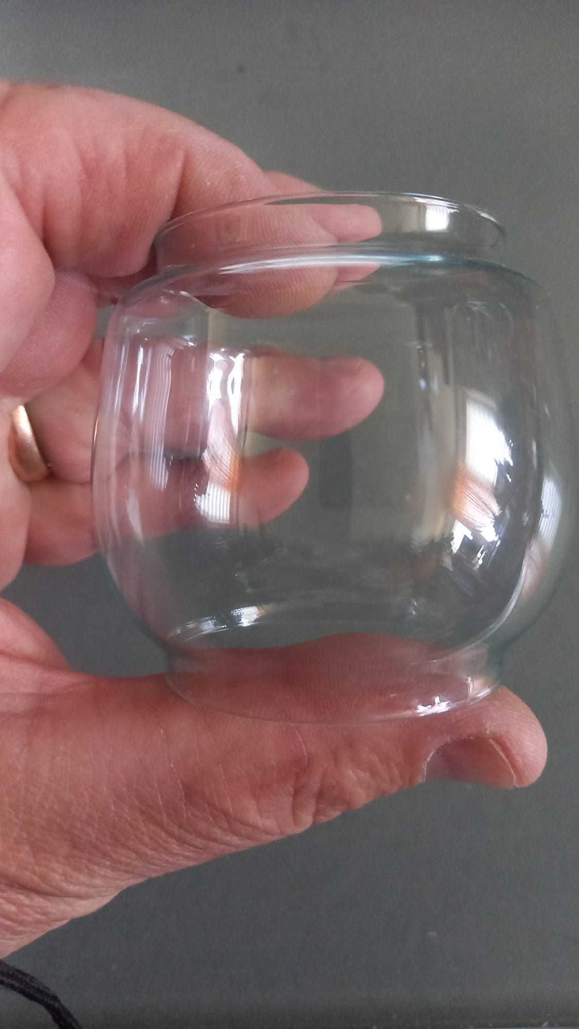 Szkło do małej lampy naftowej.