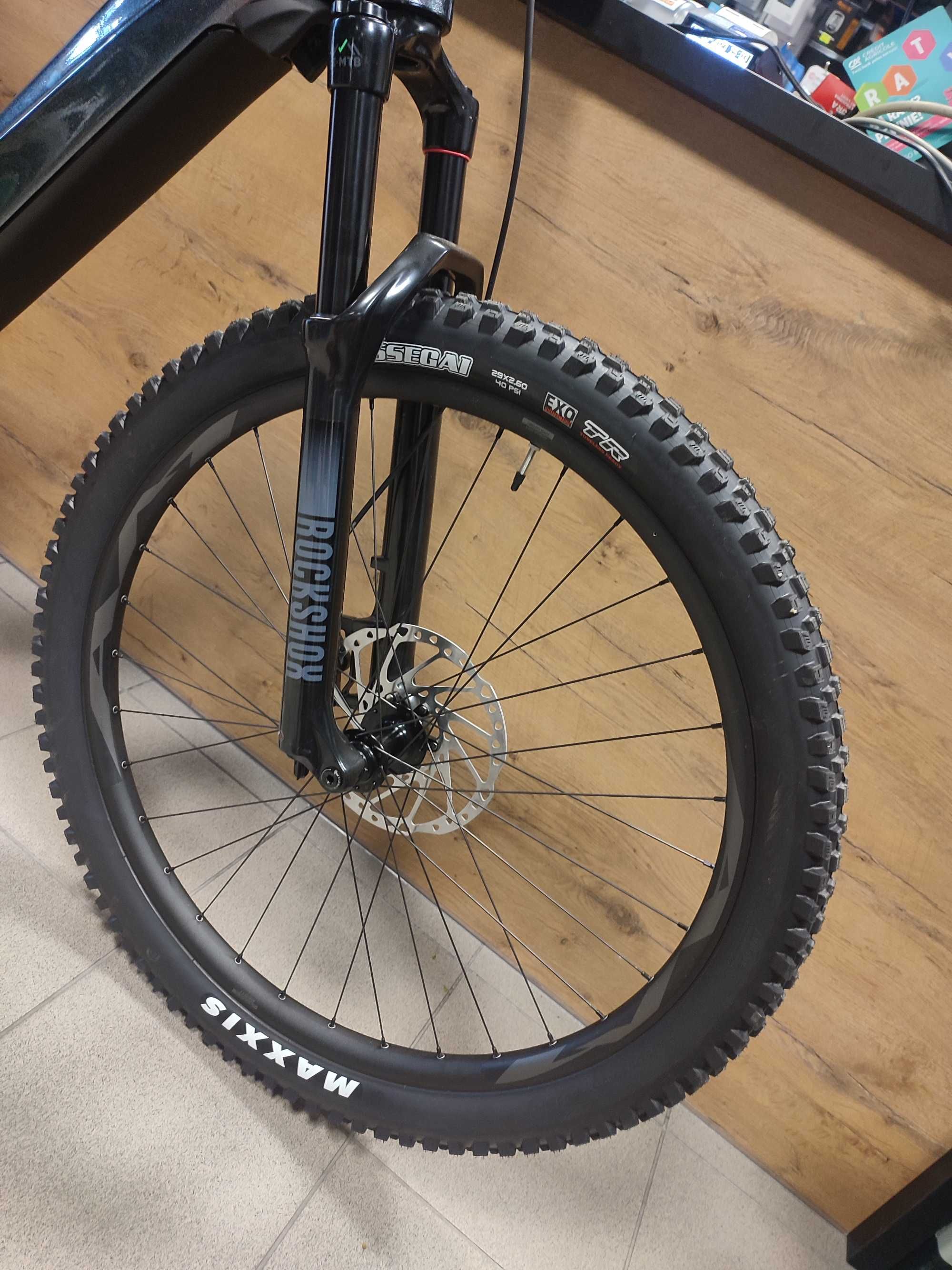 Giant Trance E+ 3 PRO 29ER Rozmiar M