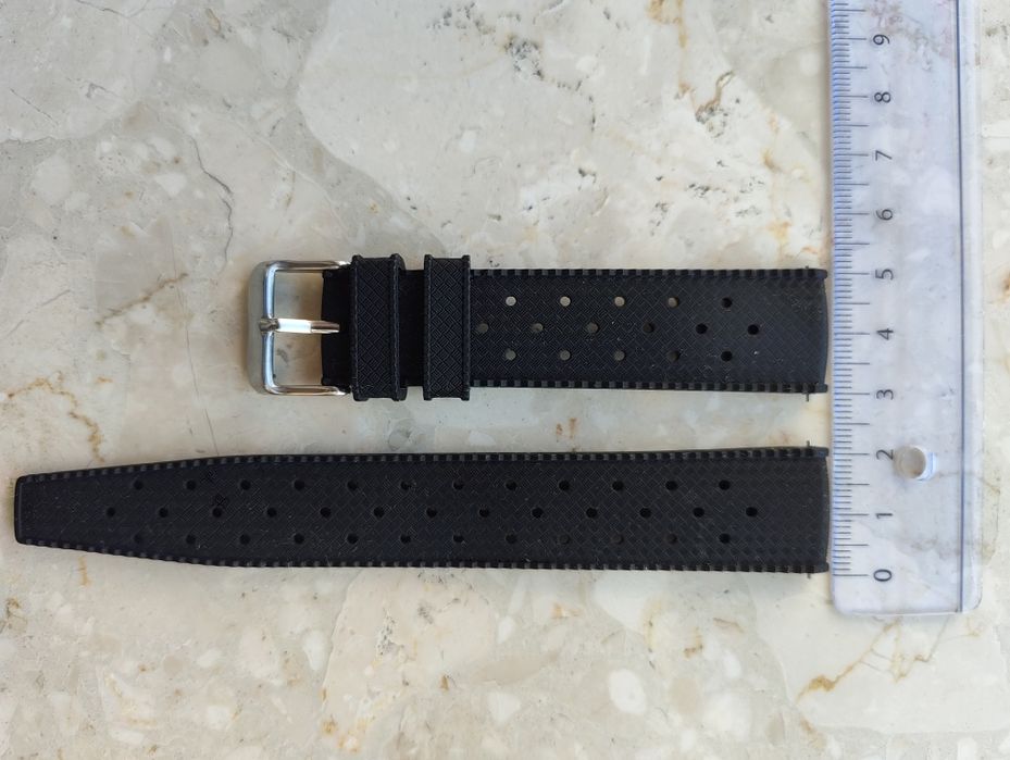 Pasek do zegarka gumowy typu Tropic - perforowany 20mm