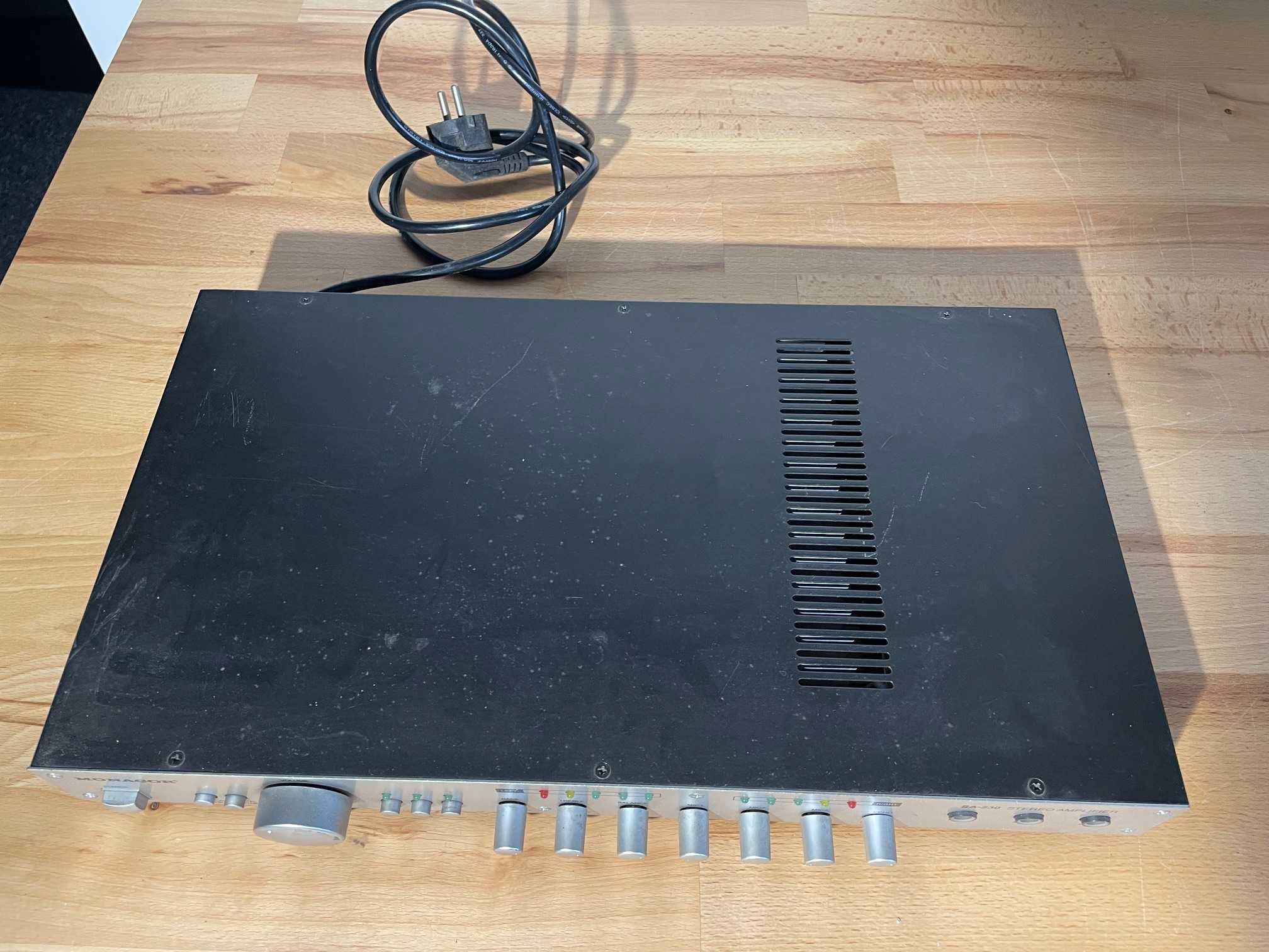 Monacor SA-230/SW - Uniwersalny wzmacniacz miksujący stereo