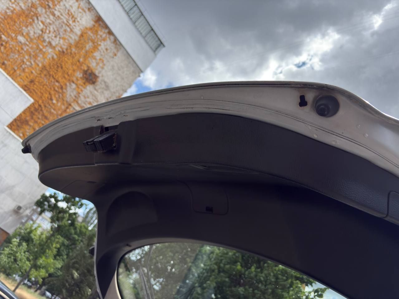 Mazda 6 гарний стан , ГБО , не гнила