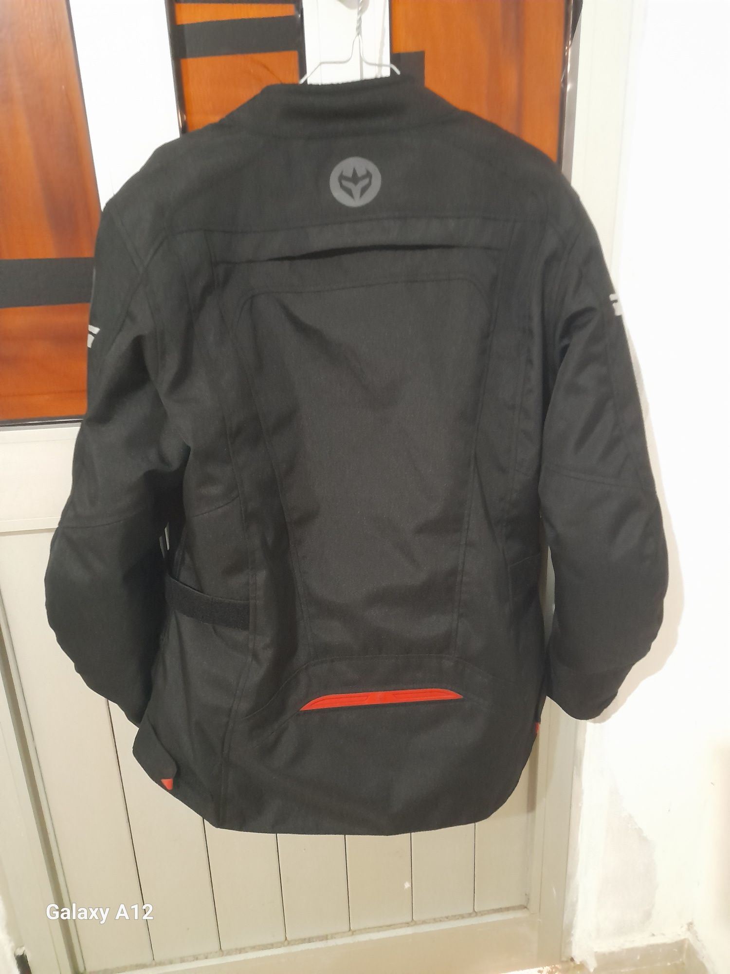 Casaco de motoqueiro impermeável