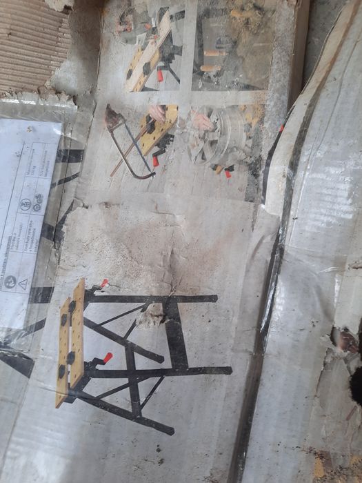 Стіл для роботи .