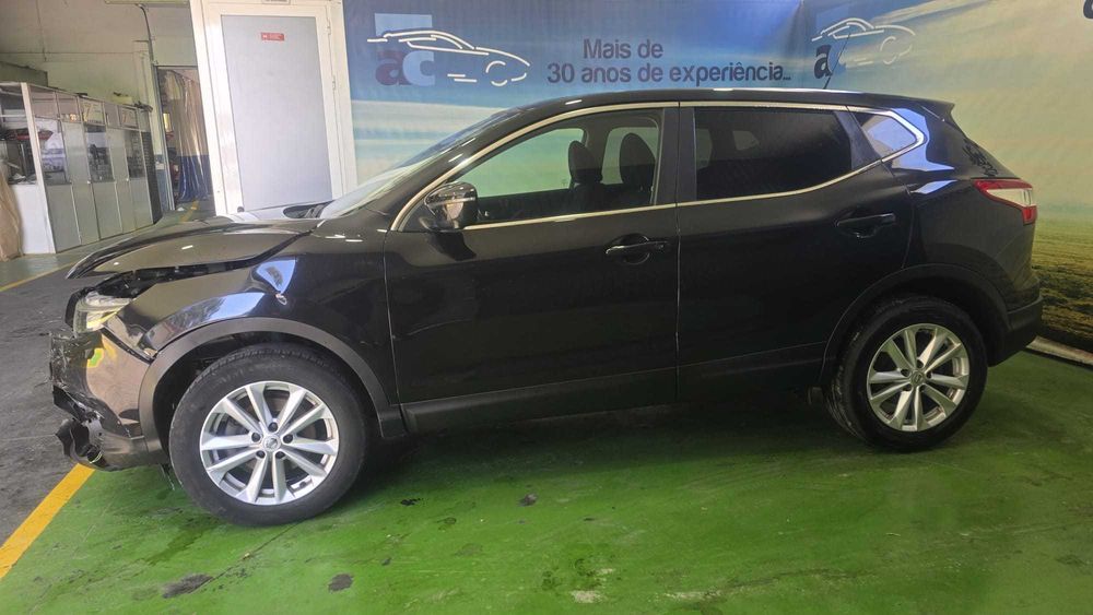 Nissan Qashqai 1.6 DCI - Salvado