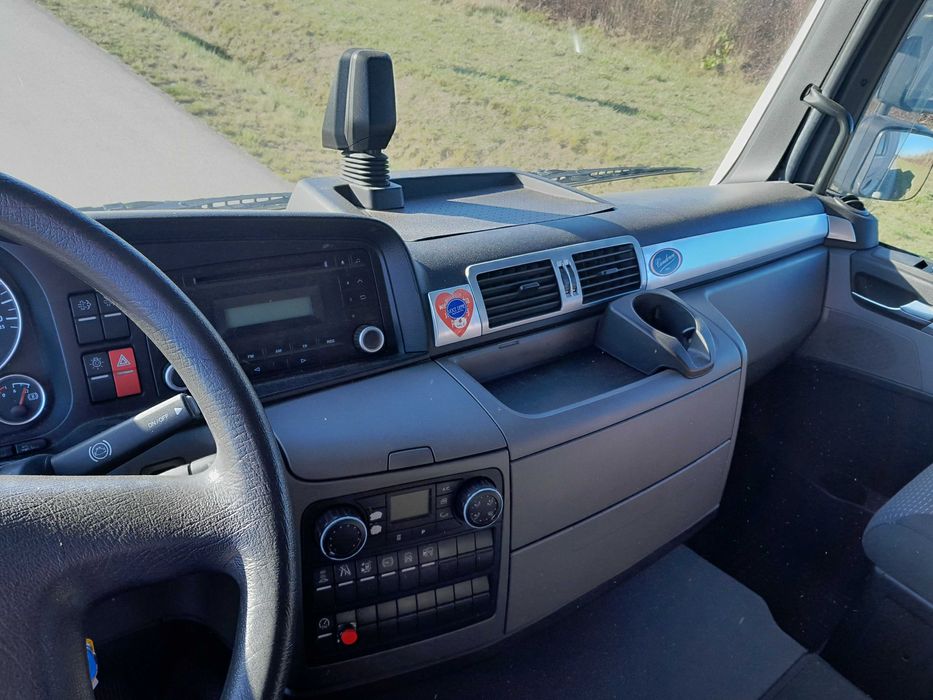 MAN TGM 18.290 / kontener / winda / sypialka / AUTOMAT / EURO 6