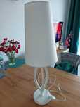 Nowoczesna lampa nocna glamour.