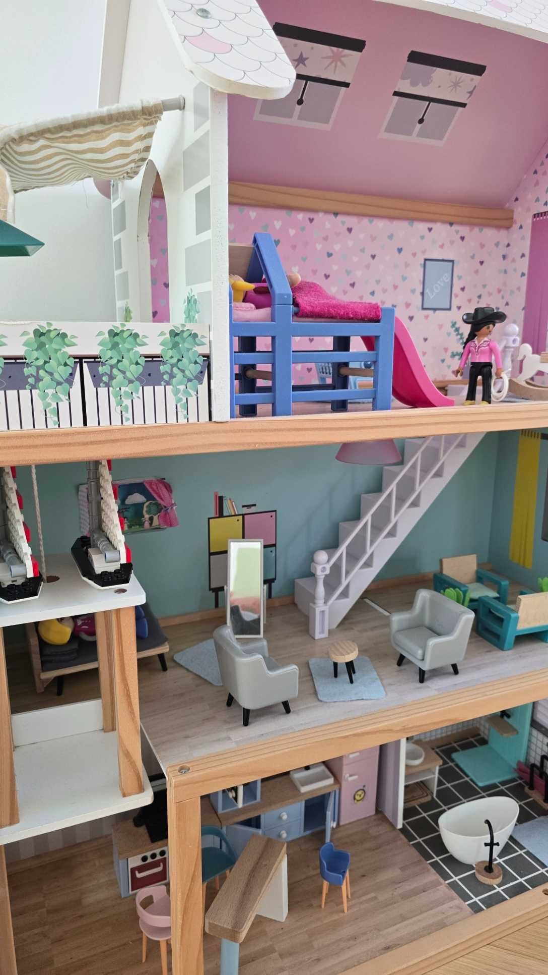 Drewniany domek dla lalek Playtive, 3 piętrowy z windą i lampką LED
