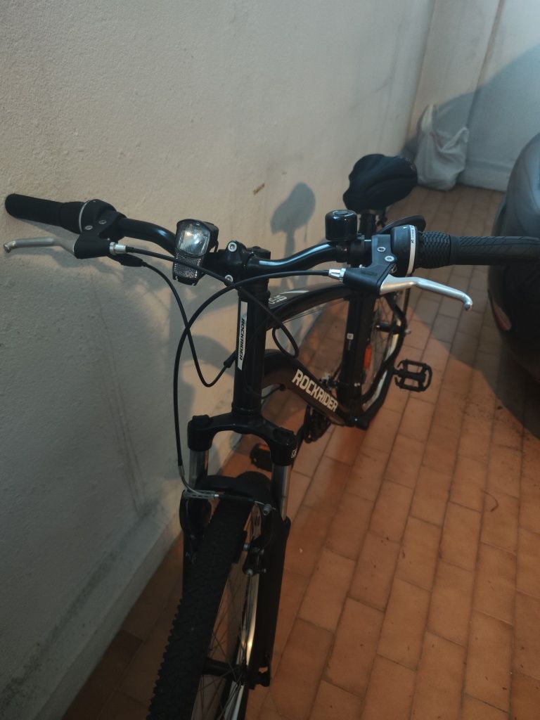 Bicicleta Rockrider st50 nova