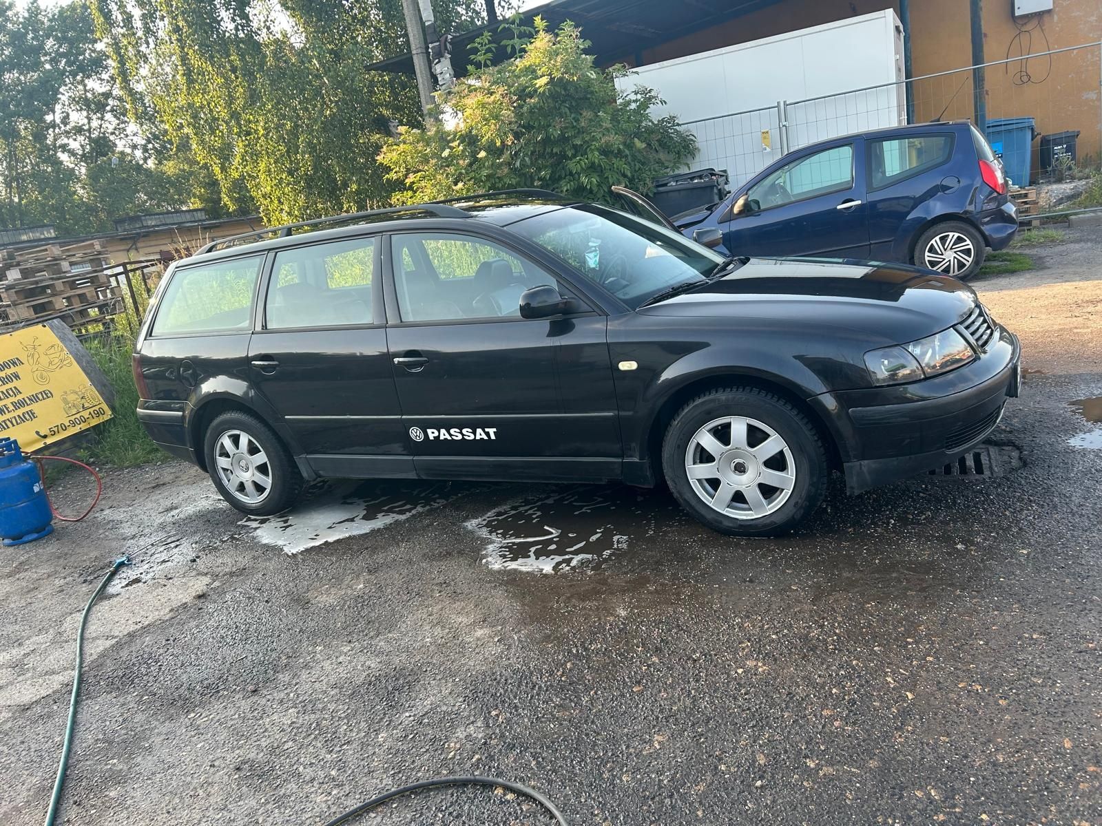 Części pasat 1.8 t kolor LC9Z