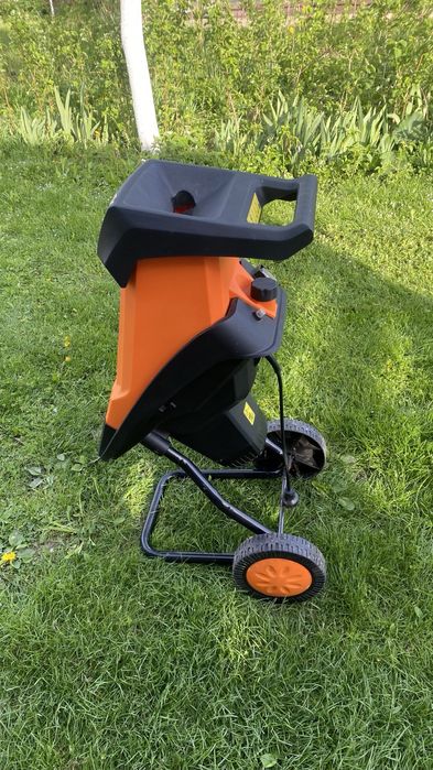 Садовий подрібнювач