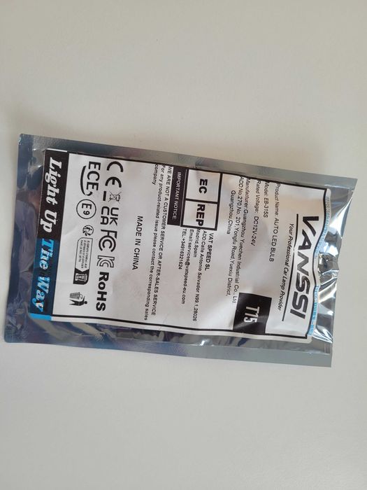 żarówki VANSSI LED T15 Model EB-315S