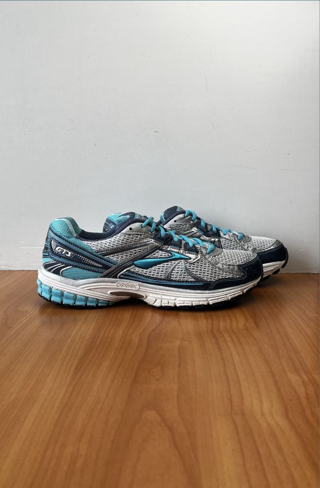 Brooks 44 р 28см