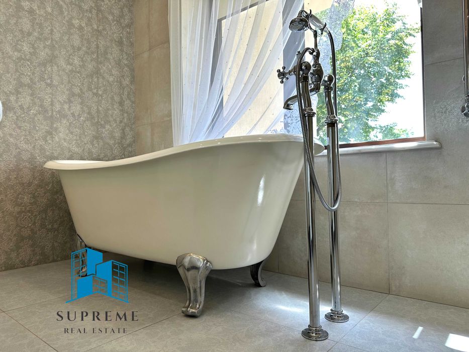 Дом VIP уровня морская сторона Французский бульвар