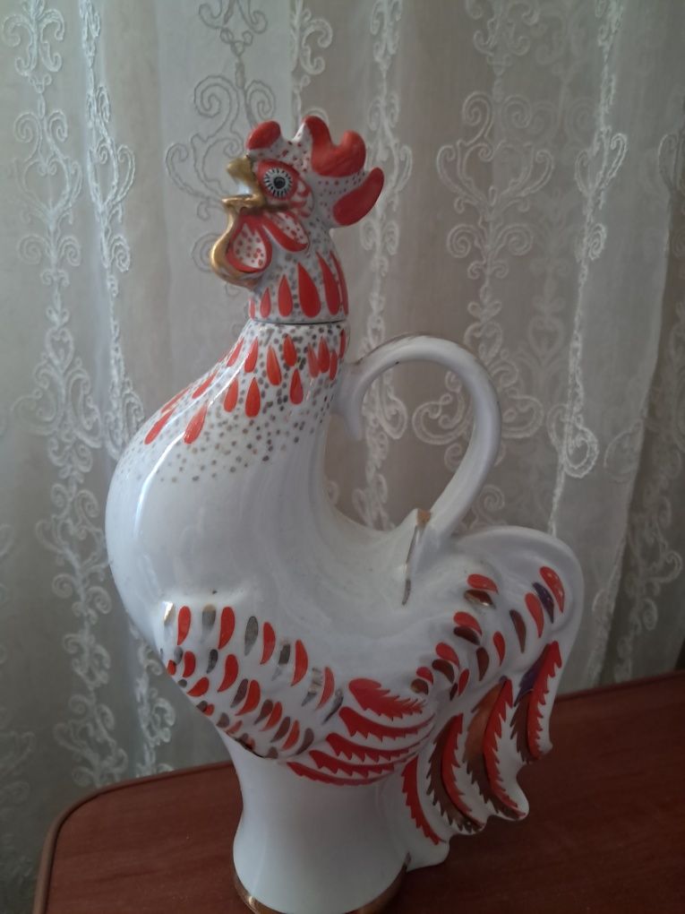 Фарфор, штоф, молочник