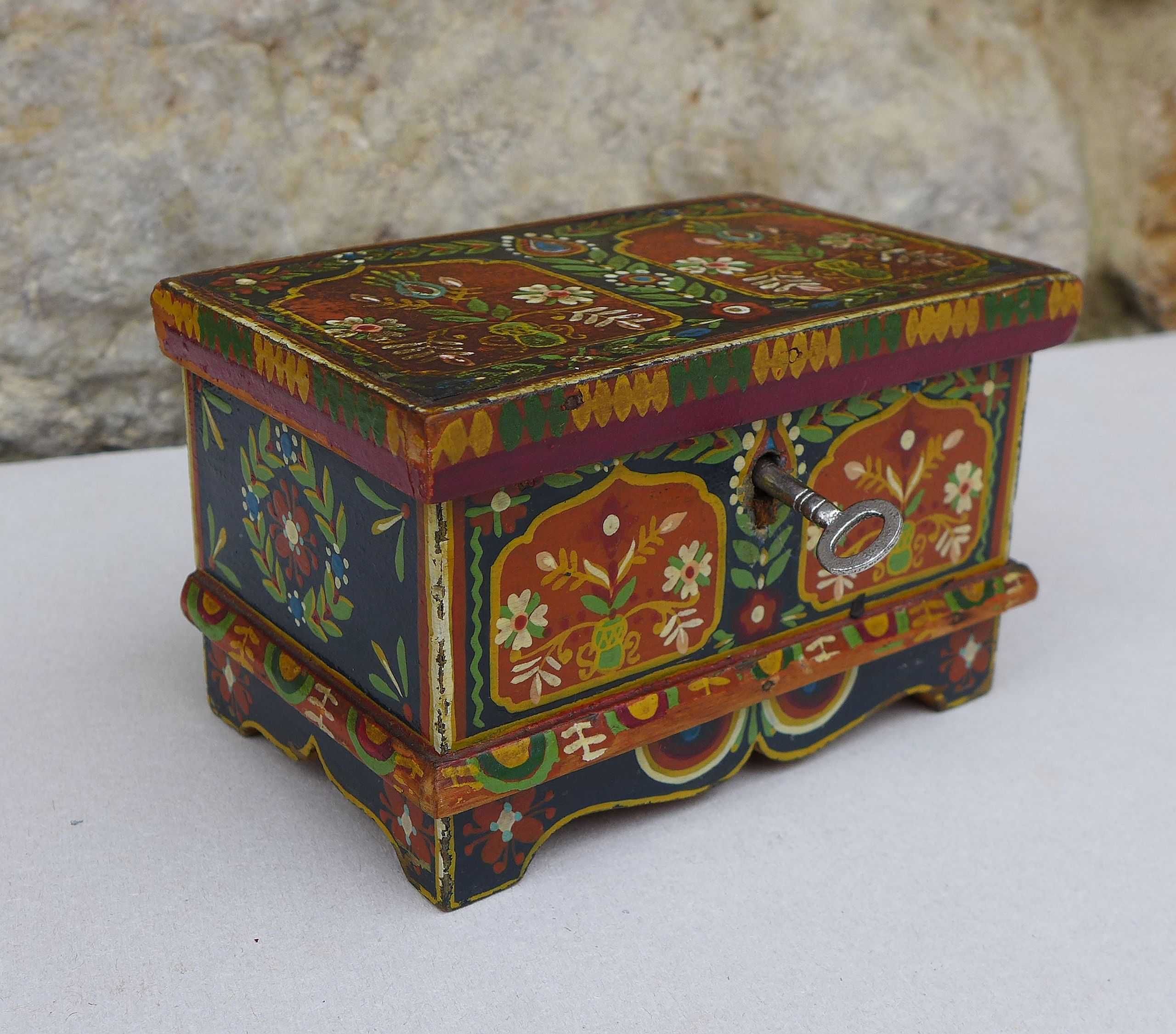 Przedwojenna Malowana Skrzynia Krakowska  Miniatura Kasetka