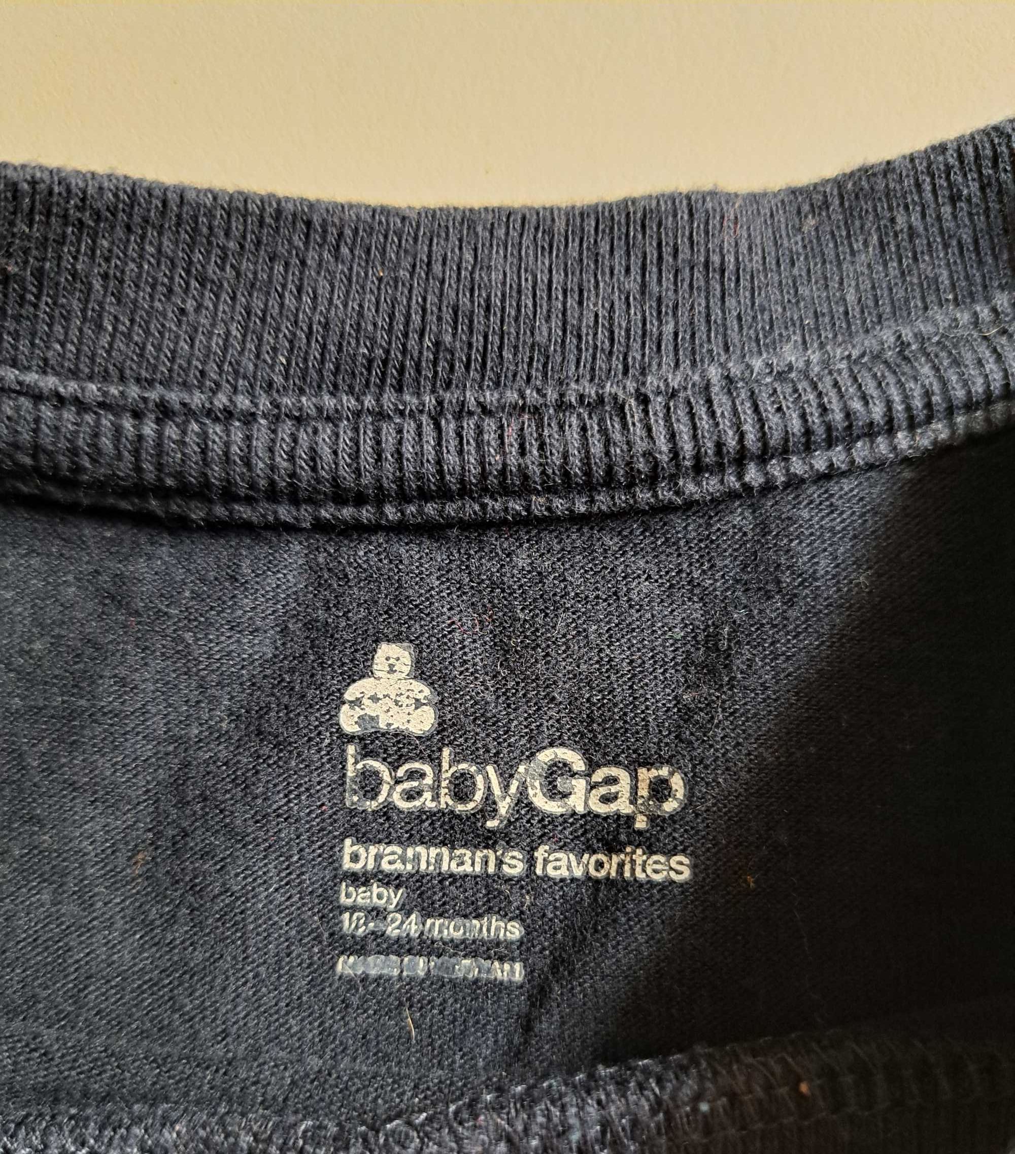 Casaco fato treino, t´shirts e calções de menino, 2 anos