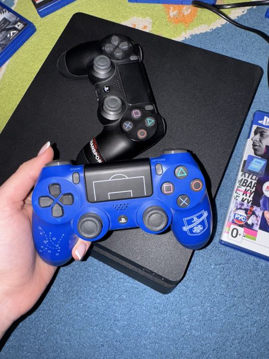 PS 4 , 872,8 GB ;SLIM