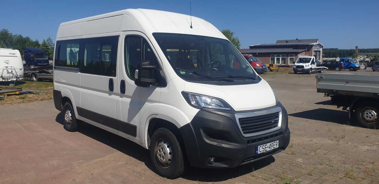 Wynajem busa 9-osobowy Peugeot Boxer , najem pojazdów , autolawety