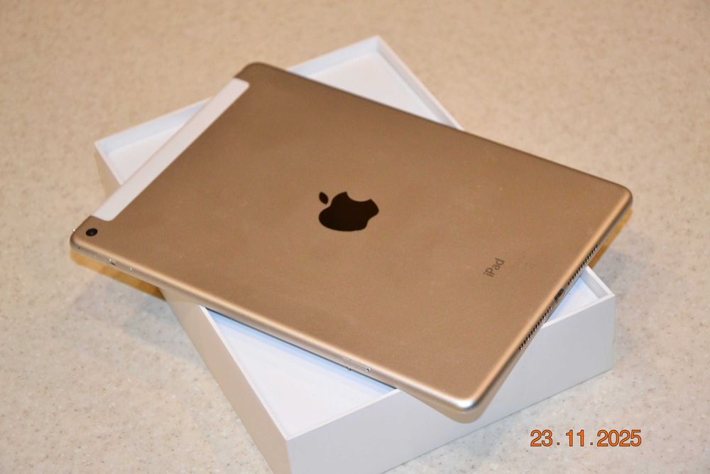 Apple Ipad Air 2 16GB 9.7" Cellular LTE+WiFi MGH72FD/A Tablet