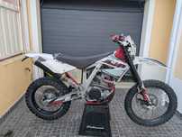 AJP PR5 Enduro Matriculada de 2014