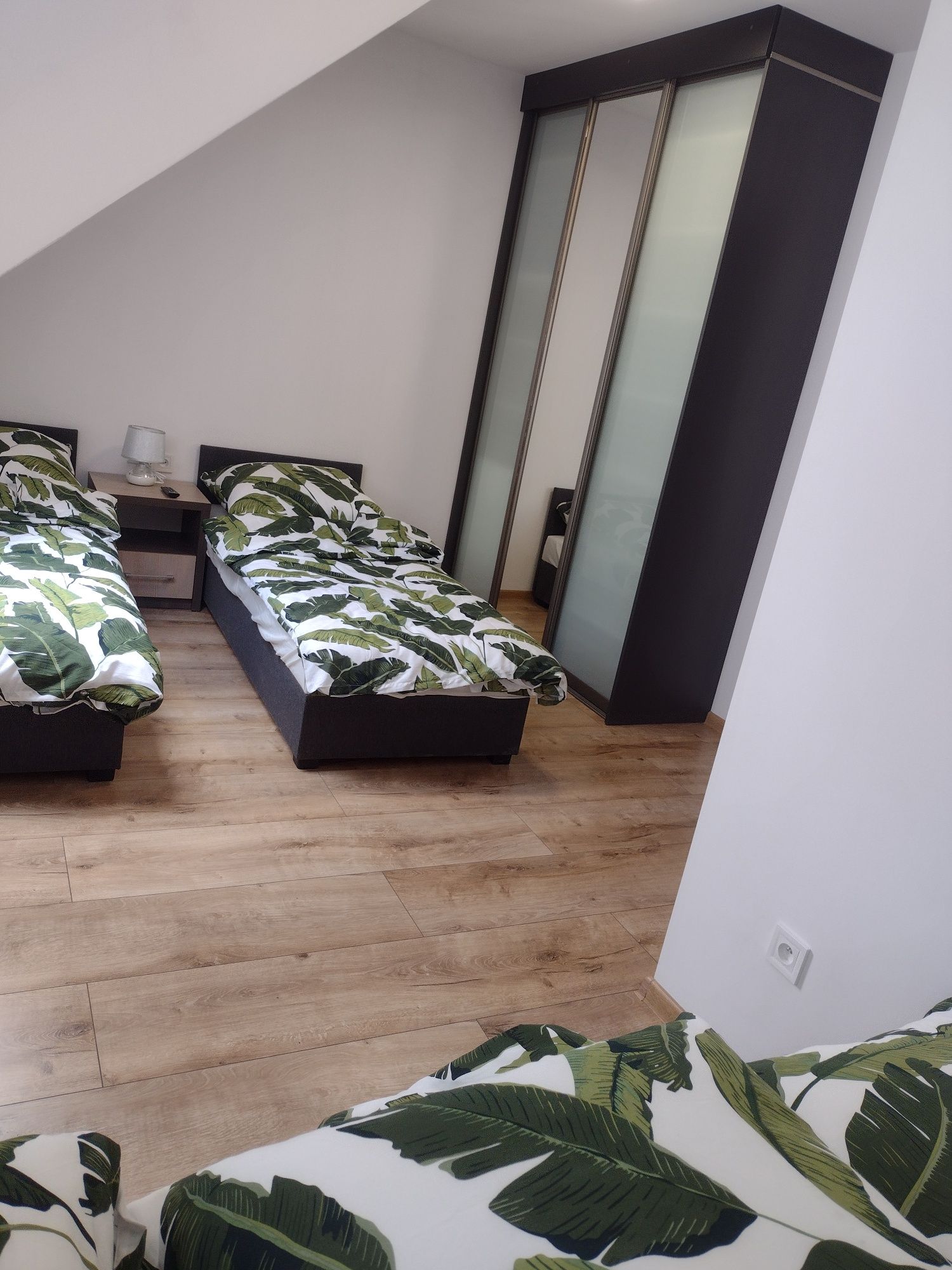 Apartament nad jeziorem Brenno "OLIWIO"Klimatyzacja