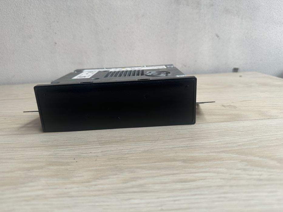 Hyundai Santa Fe IV radio z nawigacja