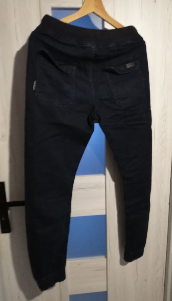 spodnie Croop  joggery w28 l32