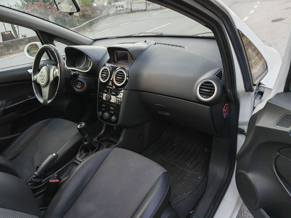 Opel Corsa 1.3 cdti Black Edition