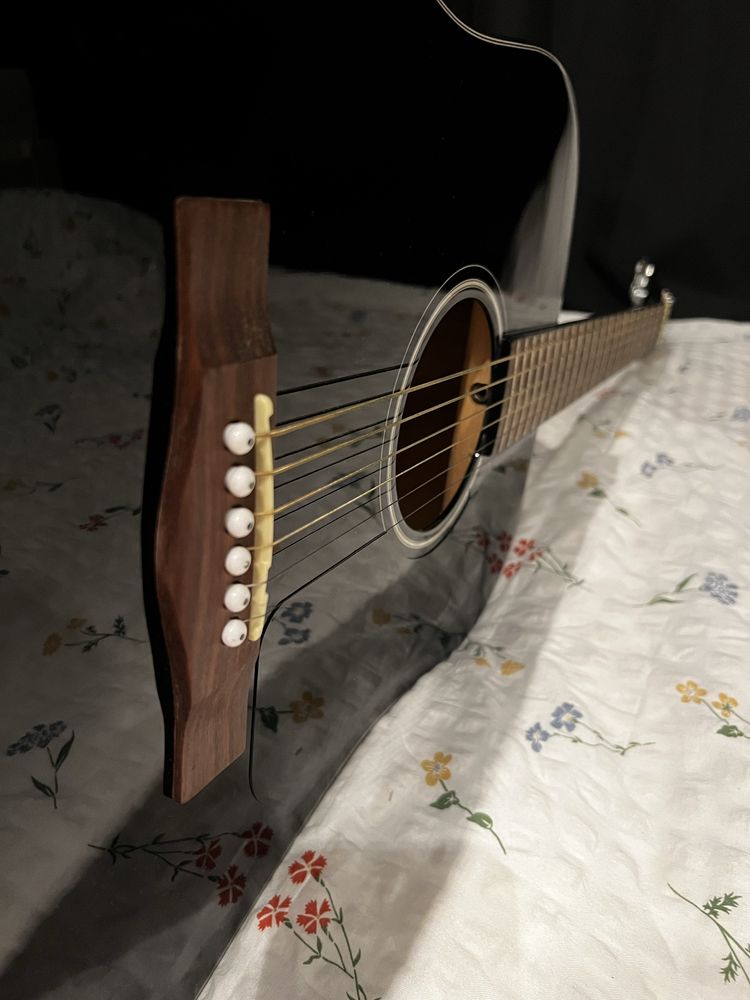 Gitara Akustyczna Fender