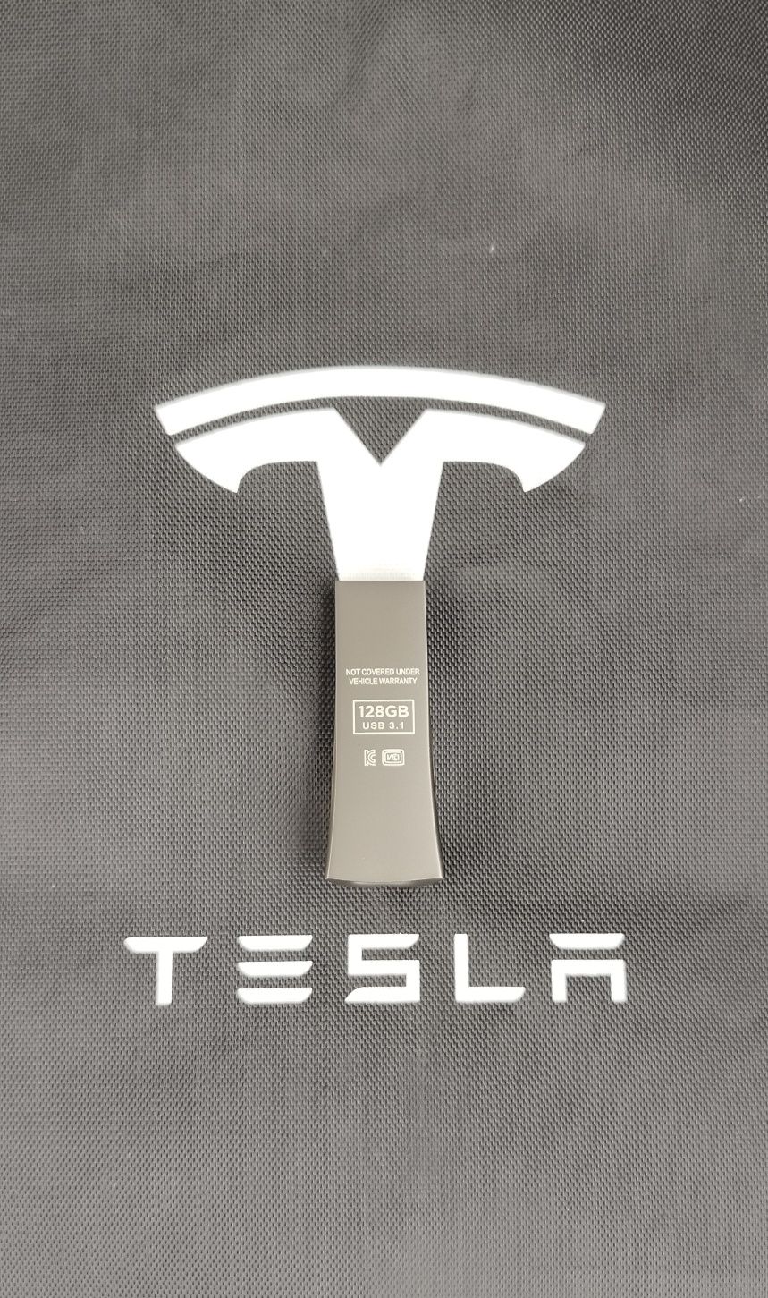 Флешка Tesla USB Stick 128 GB 3.1 оригінал