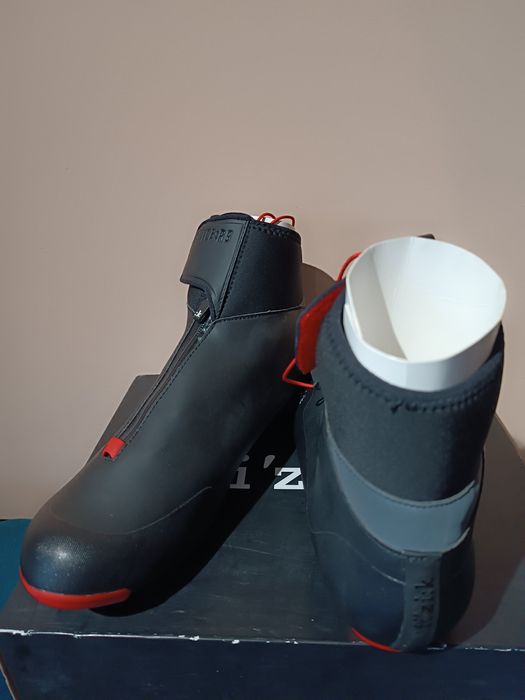 Zimowe buty szosowe Fizik R5 Artica rozm.44