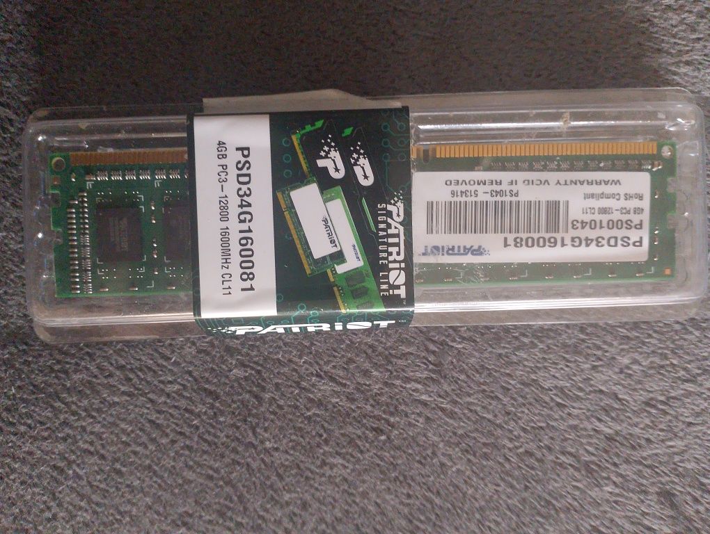Sprzedam pamięć do Pc