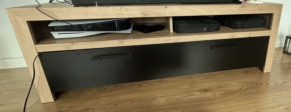 Szafka RTV czarna z drewnem