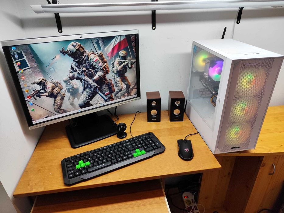 Gamingowy komputer. RX580 8GB, 64GB RAM, 8-12 rdzeni+monitor+akcesoria
