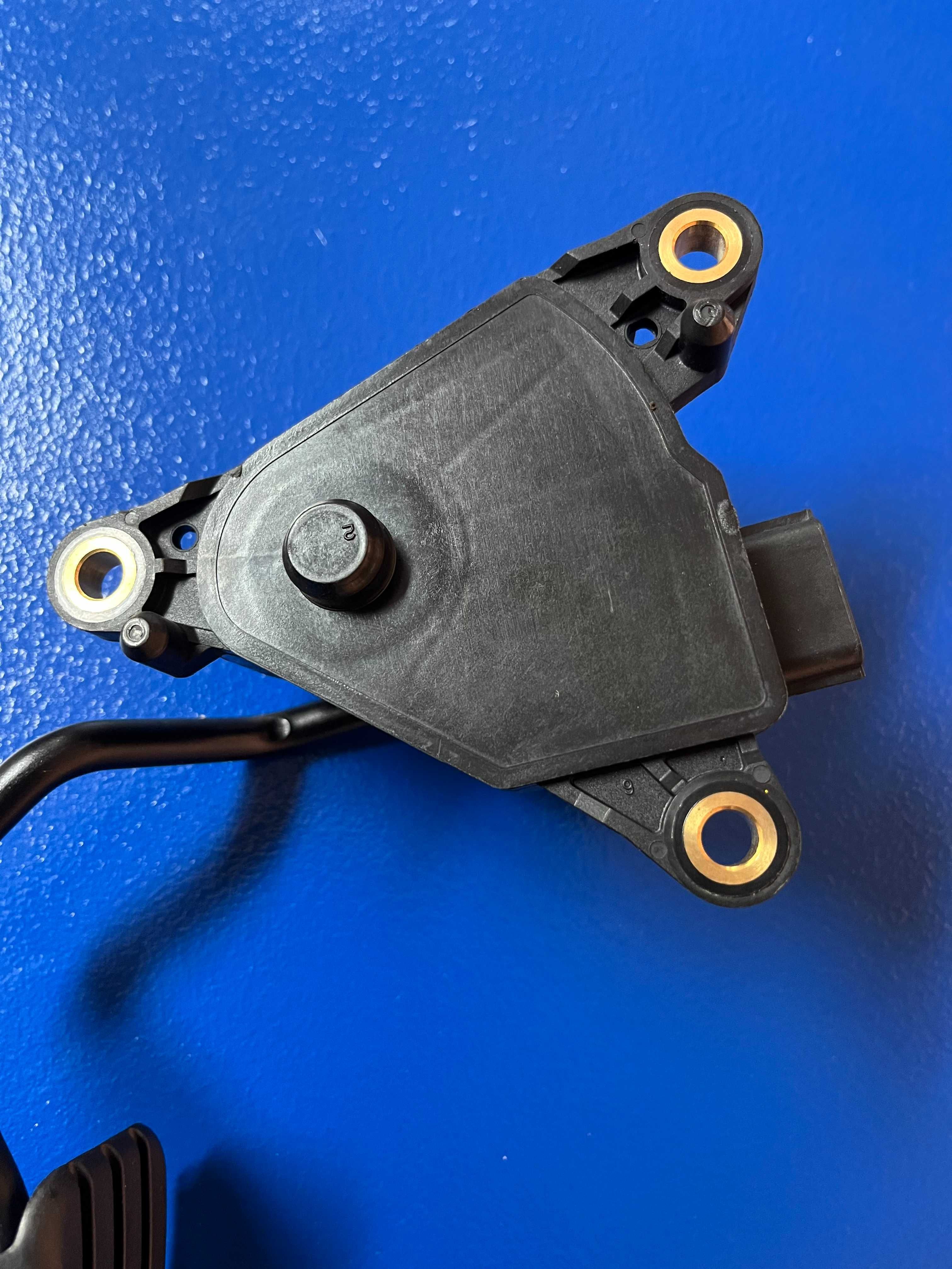 Pedal Acelerador Renault Clio III  82002.97335 (peça de origem)