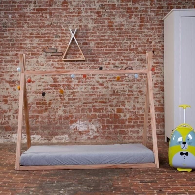 Cama Tipy Montessori 1,40x0,7m com estrado e colchão
