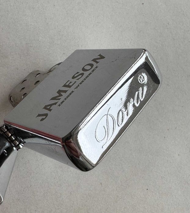 isqueiros de bolso tipo Zippo